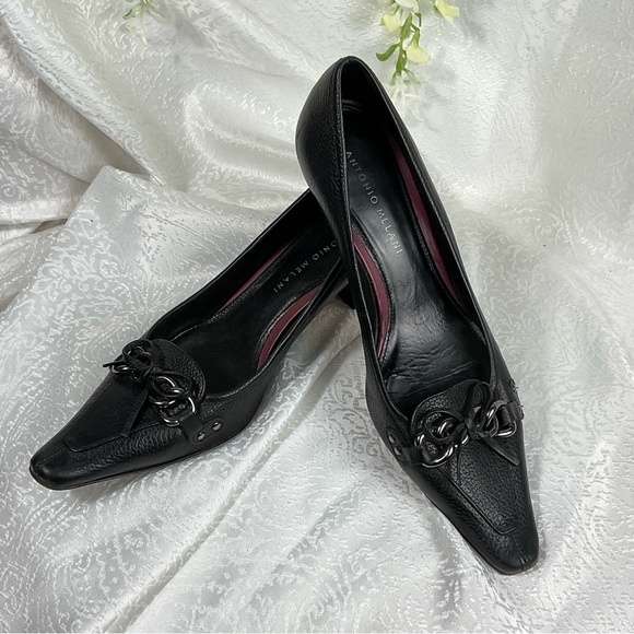 Gorgeous Antonio Milani 7.5 black leather kitten, heel/pump Pointy but Square to - Picture 13 of 13